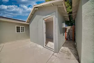 9014 Hillcrest Ave, Stockton, CA 95210 - Photo 43