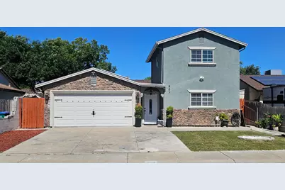 9014 Hillcrest Ave, Stockton, CA 95210 - Photo 1