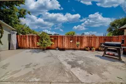 9014 Hillcrest Ave, Stockton, CA 95210 - Photo 57