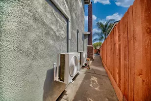 9014 Hillcrest Ave, Stockton, CA 95210 - Photo 49