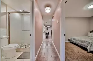 9014 Hillcrest Ave, Stockton, CA 95210 - Photo 17