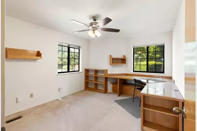 9930 Calvine Road, Elk Grove, CA 95829 - Photo 19