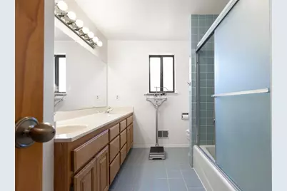 9930 Calvine Road, Elk Grove, CA 95829 - Photo 23
