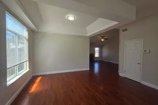 8212 Newbury Park Ct, Sacramento, CA 95828 - Photo 13