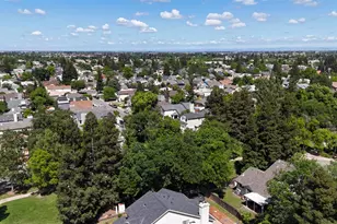 8212 Newbury Park Ct, Sacramento, CA 95828 - Photo 49