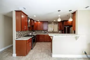 902 Meladee Ln, Galt, CA 95632 - Photo 11
