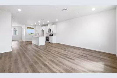 3818 E Commerce Way, Sacramento, CA 95834 - Photo 21