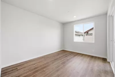 3818 E Commerce Way, Sacramento, CA 95834 - Photo 11