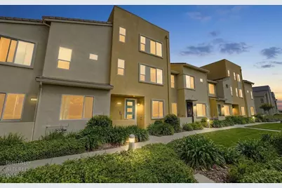 3818 E Commerce Way, Sacramento, CA 95834 - Photo 1