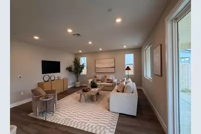 10339 Ducasse Way, Elk Grove, CA 95757 - Photo 5