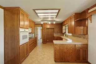 2489 N Beecher Rd, Stockton, CA 95215 - Photo 9