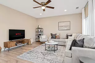 4501 Cyclamen Way, Sacramento, CA 95841 - Photo 9