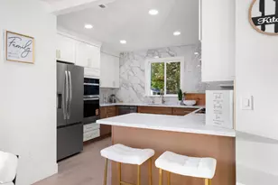 5401 J St, Sacramento, CA 95819 - Photo 17