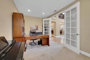 10022 Spring View Way, Elk Grove, CA 95757 - Photo 15