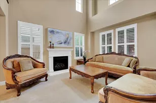 10022 Spring View Way, Elk Grove, CA 95757 - Photo 9