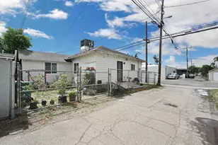 210 S Central Ave, Lodi, CA 95240 - Photo 53