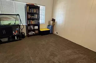 2074 W Monterey Ave, Stockton, CA 95204 - Photo 19