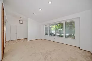 6910 Paseo Del Sol Way, Elk Grove, CA 95758 - Photo 15