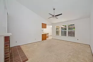 6910 Paseo Del Sol Way, Elk Grove, CA 95758 - Photo 19