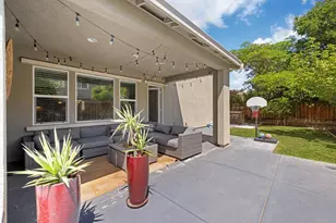 712 N Pergola Ct, Mountain House, CA 95391 - Photo 23