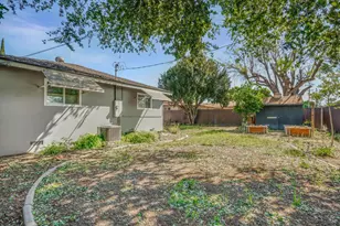 1406 Baywood Dr, Modesto, CA 95350 - Photo 19