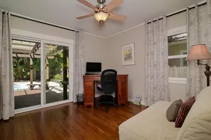 2630 Land Park Dr, Sacramento, CA 95818 - Photo 17