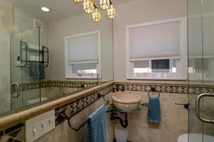2630 Land Park Dr, Sacramento, CA 95818 - Photo 17