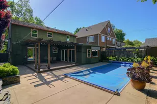 2630 Land Park Dr, Sacramento, CA 95818 - Photo 29