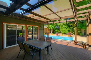 2630 Land Park Dr, Sacramento, CA 95818 - Photo 25