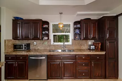 2630 Land Park Drive, Sacramento, CA 95818 - Photo 15