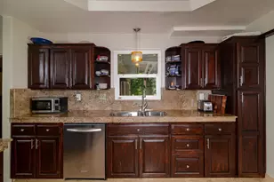 2630 Land Park Dr, Sacramento, CA 95818 - Photo 15
