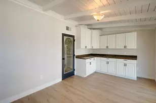 8845 Kelsey Dr, Elk Grove, CA 95624 - Photo 15