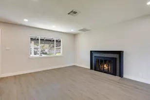 8845 Kelsey Dr, Elk Grove, CA 95624 - Photo 5