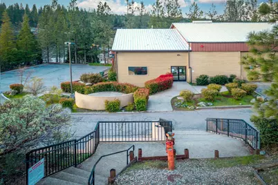 957 Golden Gate Terrace, Grass Valley, CA 95945 - Photo 7