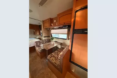 4435 Hughes Lane #6, Bakersfield, CA 93304 - Photo 5