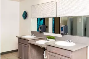 4435 Hughes Ln, Bakersfield, CA 93304 - Photo 13