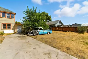 312 W Main St, Turlock, CA 95380 - Photo 61