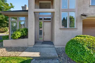982 S Beach Dr, Sacramento, CA 95831 - Photo 11