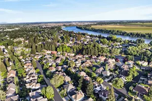 982 S Beach Dr, Sacramento, CA 95831 - Photo 53