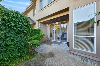 982 South Beach Drive, Sacramento, CA 95831 - Photo 45