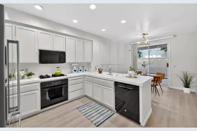 982 South Beach Drive, Sacramento, CA 95831 - Photo 5