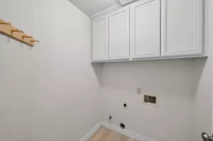 982 S Beach Dr, Sacramento, CA 95831 - Photo 25