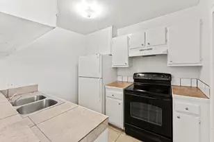 414 E Bianchi Rd, Stockton, CA 95207 - Photo 9