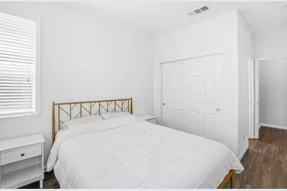7809 Finnhorse Way, Sacramento, CA 95828 - Photo 15