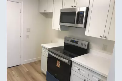 877 Eleanor Avenue, Sacramento, CA 95815 - Photo 3