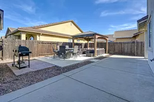 4640 Seanpatrick Dr, Sacramento, CA 95838 - Photo 37