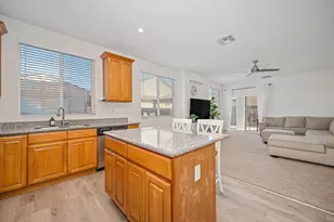 4640 Seanpatrick Dr, Sacramento, CA 95838 - Photo 3