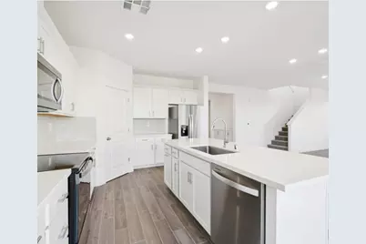 1453 McIntyre Street, Galt, CA 95632 - Photo 3