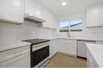 12 Seine Court, Sacramento, CA 95826 - Photo 9