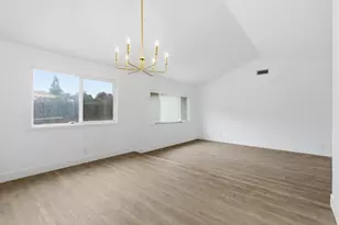 12 Seine Ct, Sacramento, CA 95826 - Photo 7